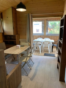 Image hebergement insolite CABANE POUR 4-6 PERSONNES