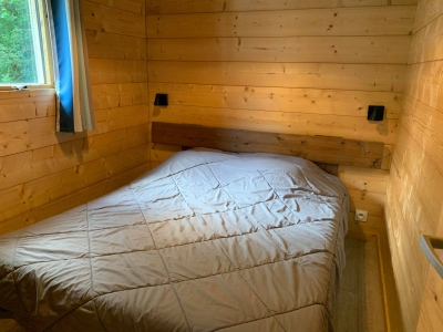 Image hebergement insolite CABANE POUR 4-6 PERSONNES