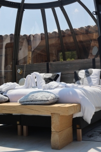 Image hebergement insolite LES BULLES DE FAVONE