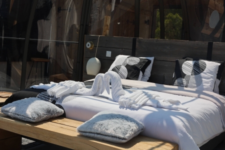 Image hebergement insolite LES BULLES DE FAVONE