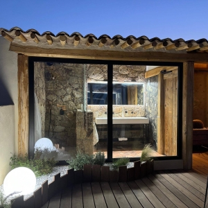 Image hebergement insolite LES BULLES DE FAVONE