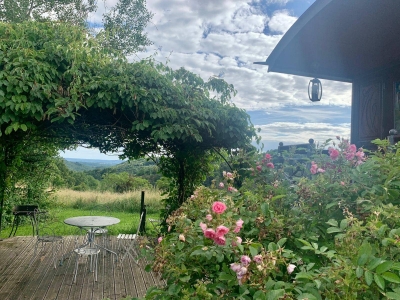 Image hebergement insolite ROULOTTE LA CARDELINHA