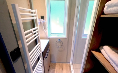 Image hebergement insolite CHALETS BALIA