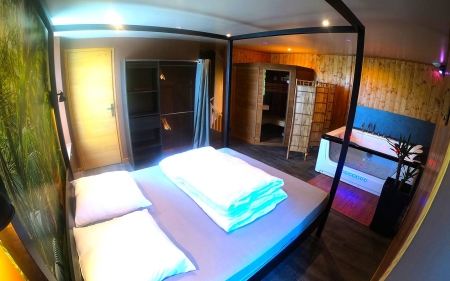 Image hebergement insolite LA SUITE NATURE & SPA
