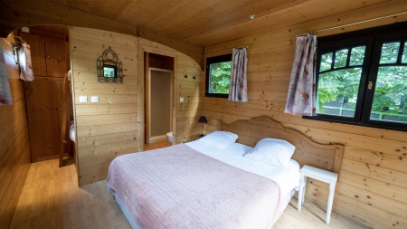 Image hebergement insolite ROULOTTE HOTELIERE
