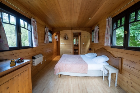 Image hebergement insolite ROULOTTE HOTELIERE
