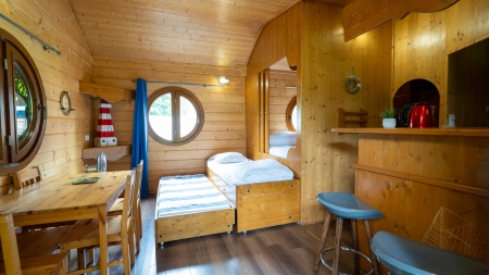 Image hebergement insolite CABANE DE SAM