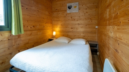 Image hebergement insolite CABANE DE GRETEL