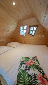 Image hebergement insolite CABANE MAGIQUE