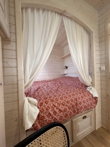 Image hebergement insolite LA ROULOTTE DE LA BASTIDE, MONT-SAINT-MICHEL