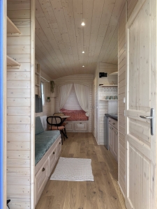 Image hebergement insolite LA ROULOTTE DE LA BASTIDE, MONT-SAINT-MICHEL