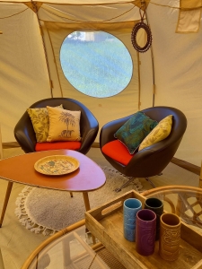 Image hebergement insolite TENTE TIKI