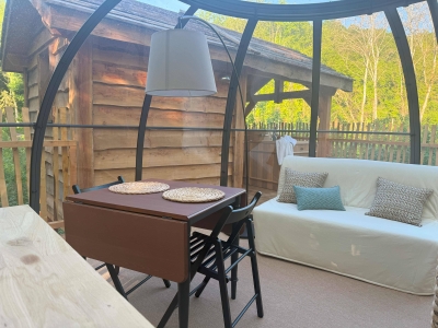 Image hebergement insolite LE GRAND DÔME PERCHÉ SPA