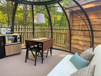 Image hebergement insolite LE GRAND DÔME PERCHÉ SPA