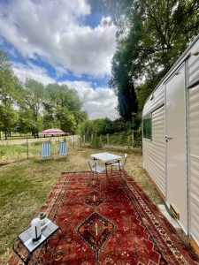 Image hebergement insolite AU RÉTRO CARAVAN'LIT