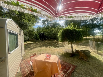 Image hebergement insolite AU RÉTRO CARAVAN'LIT