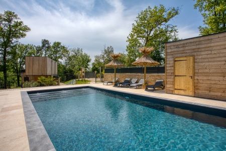 Image hebergement insolite LE PECH ETERNEL : CABANE SPA DES PINS
