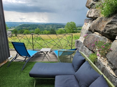 Image hebergement insolite LOVE ROOM CANTAL (NUIT SPA CINÉ)