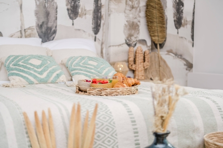 Image hebergement insolite LAVANDE DORÉE