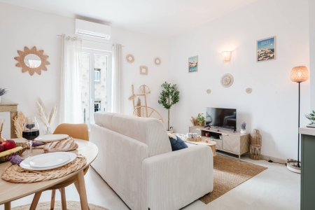 Image hebergement insolite LAVANDE DORÉE