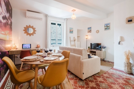 Image hebergement insolite LAVANDE EVASION