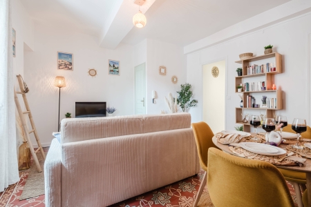 Image hebergement insolite LAVANDE EVASION