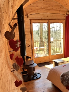 Image hebergement insolite CABANE BOUVREUILS