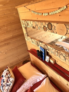 Image hebergement insolite CABANE BOUVREUILS