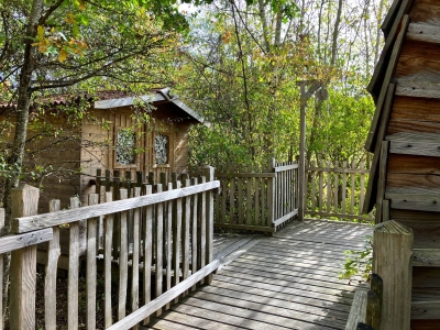 Image hebergement insolite CABANE H&Eacute;RISSON