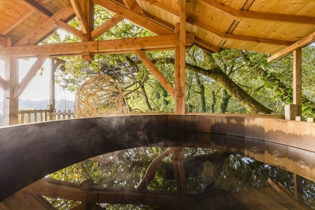 Image hebergement insolite CABANE EN TY