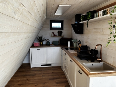 Image hebergement insolite  CABANE EN A - LOVE ROOM &laquo;&nbsp;A-MOR&Eacute;&nbsp;&raquo; 