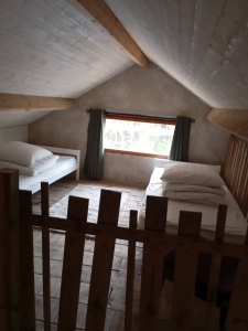 Image hebergement insolite LA CABANE DE L'&Eacute;TANG 