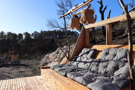 Image hebergement insolite  CABANE EN A - LOVE ROOM &laquo;&nbsp;A-MOR&Eacute;&nbsp;&raquo; 