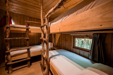 Image hebergement insolite MAISON DANS LES BRANCHES (6 PERSONNES)