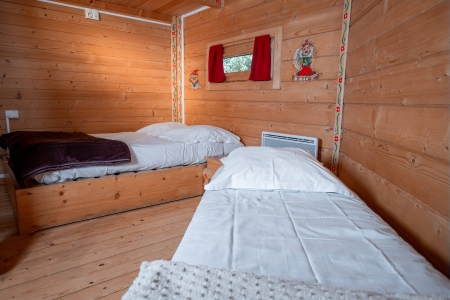 Image hebergement insolite YOURTE ISBA (6 PERSONNES)