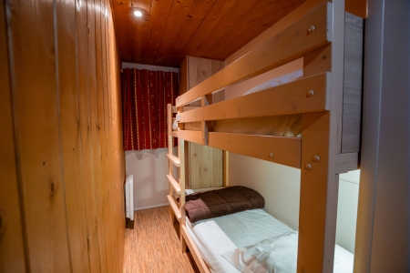 Image hebergement insolite LA ROULOTTE (4 PERSONNES)