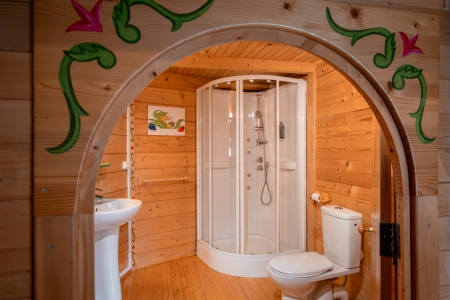 Image hebergement insolite LA MAISON ESCARGOT (6 PERSONNES)