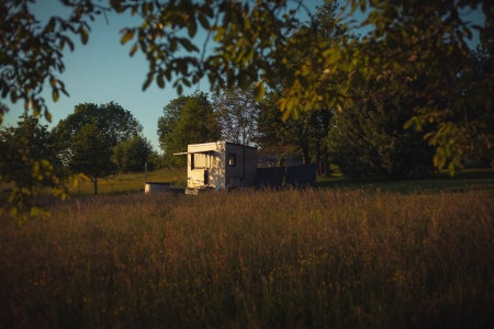 Image hebergement insolite P&Eacute;PIITE P&Eacute;RIGORD VERT - LODGE COSY NATURE & SPA