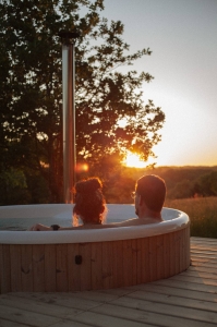 Image hebergement insolite P&Eacute;PIITE P&Eacute;RIGORD VERT - LODGE COSY NATURE & SPA