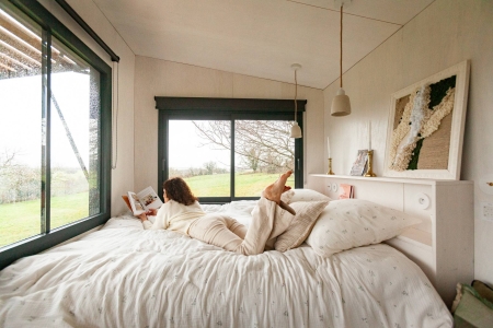 Image hebergement insolite P&Eacute;PIITE P&Eacute;RIGORD VERT - LODGE COSY NATURE & SPA