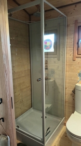 Image hebergement insolite MA ROULOTTE ENCHANT&Eacute;E