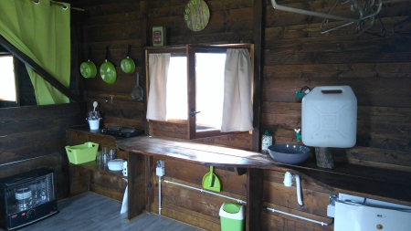 Image hebergement insolite GRANDE CABANE "LE REFUGE"