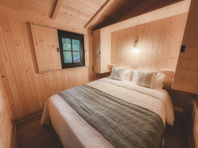 Image hebergement insolite CABANE A&Iuml;GA