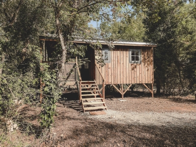 Image hebergement insolite CABANE AUR&Ograve;RA