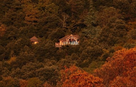 Image hebergement insolite LA CABANE SPA DU FANABREGUE