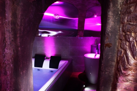 Image hebergement insolite PRIVATE ROOM & SPA