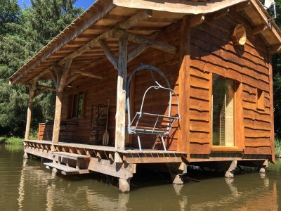 Image hebergement insolite CABANE DES MARAIS