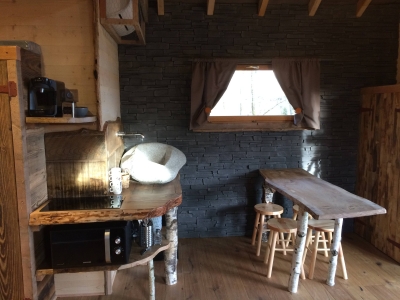 Image hebergement insolite LES CABANES JACQUOISES