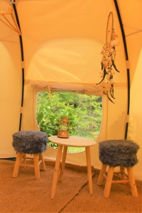 Image hebergement insolite LES CHATAIGNES DU CAMPING LE MOULIN DE LUECH** EN CEVENNES