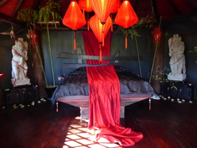 Image hebergement insolite LE NID DU DRAGON ROUGE